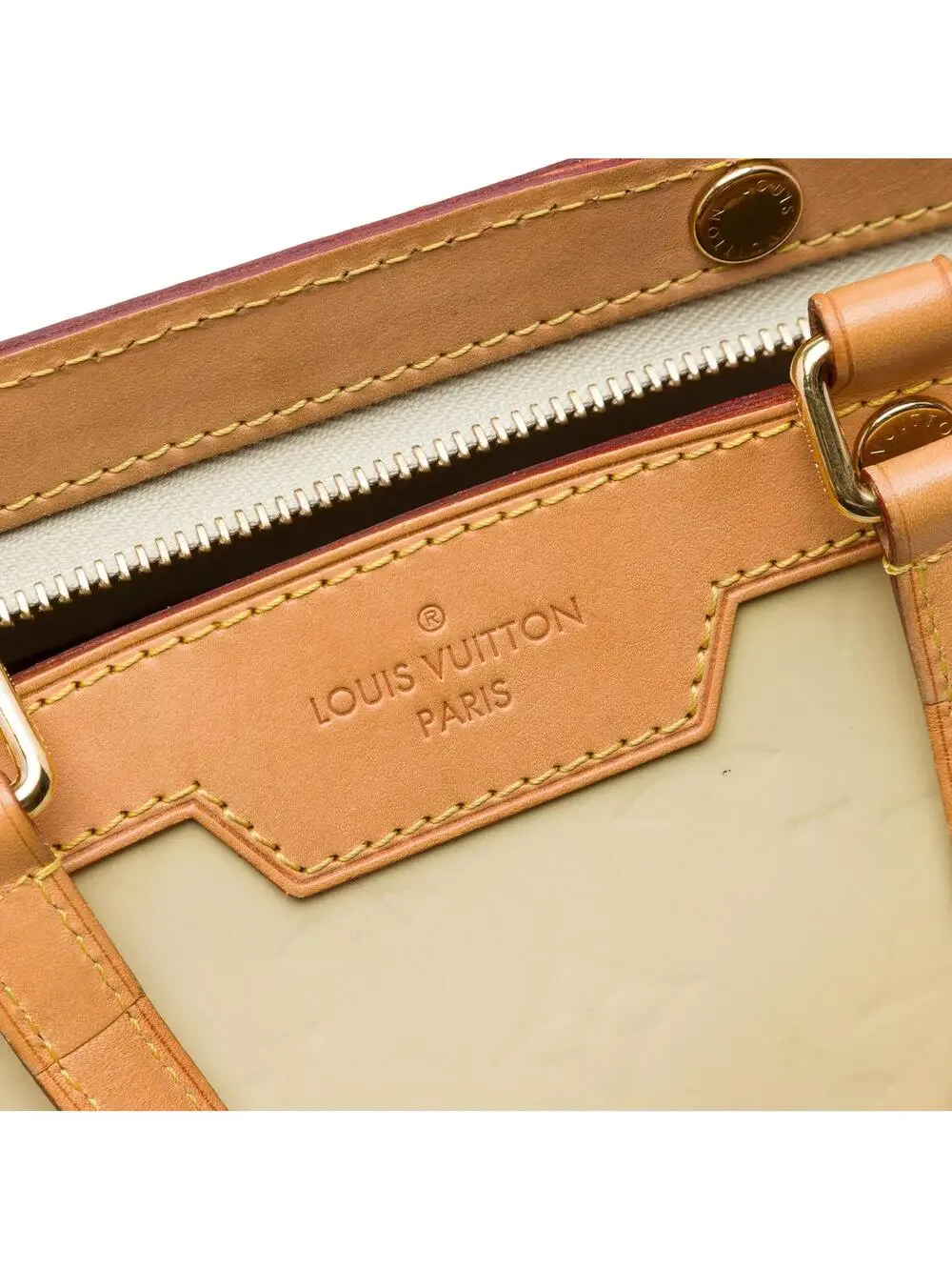 Louis Vuitton Vernis Brea Mm Pre-Loved #344685L69B